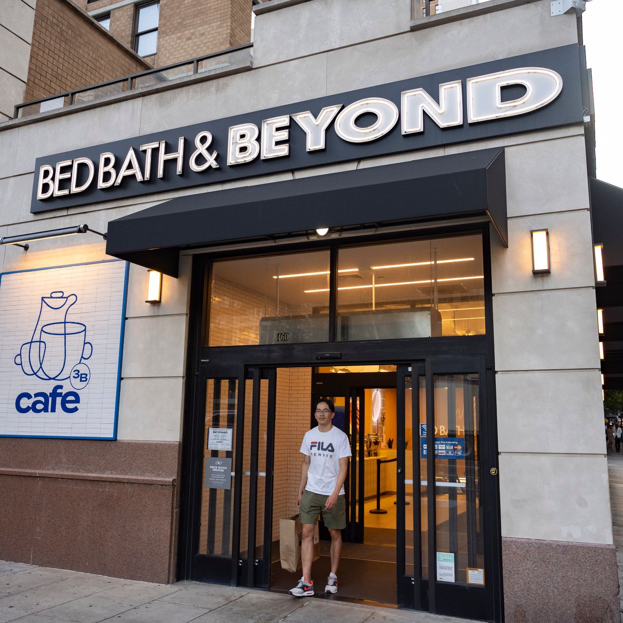 Bed Bath & Beyond Clinches Loan Deal