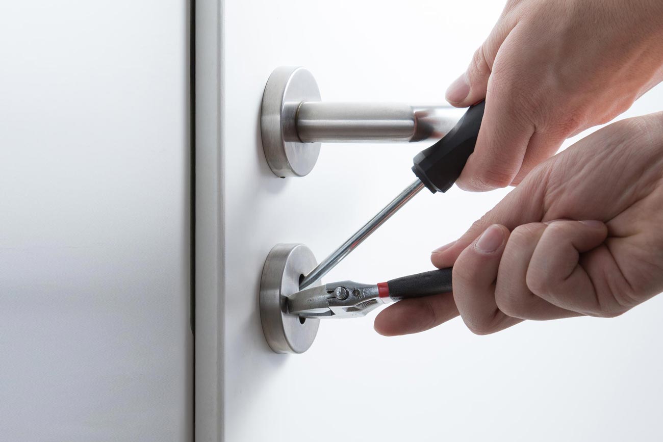 The Importance of Licensing and Certification for Professional Locksmiths